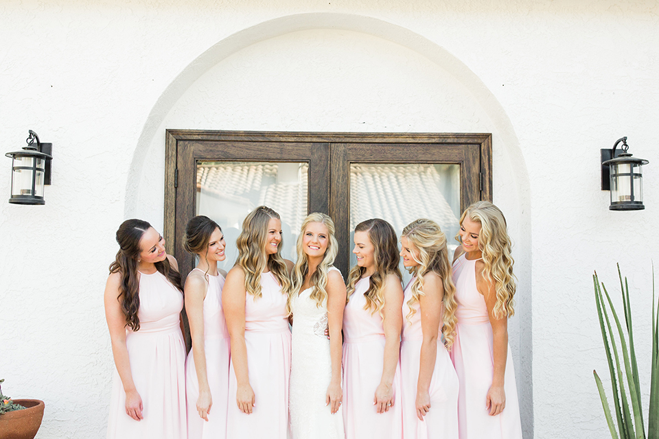 Autumn-inspired-wedding-at-coto-valley-country-club-bride-with-bridesmaids