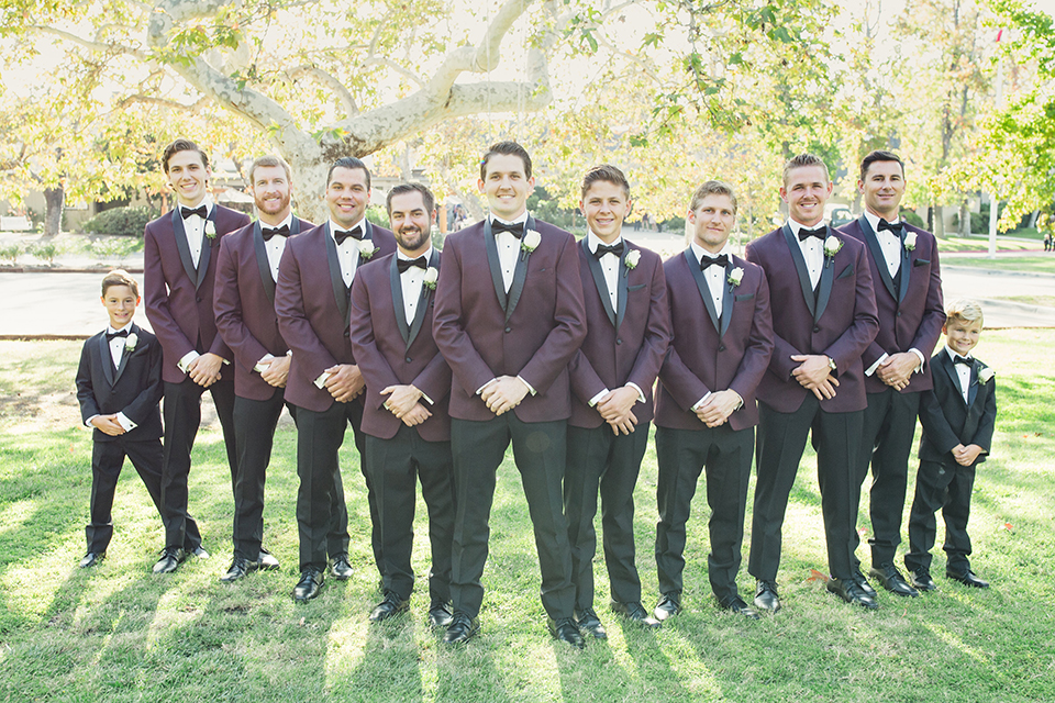 Autumn-inspired-wedding-at-coto-valley-country-club-groom-with-groomsmen