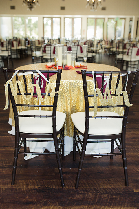 Autumn-inspired-wedding-at-coto-valley-country-club-reception-sweetheart-table