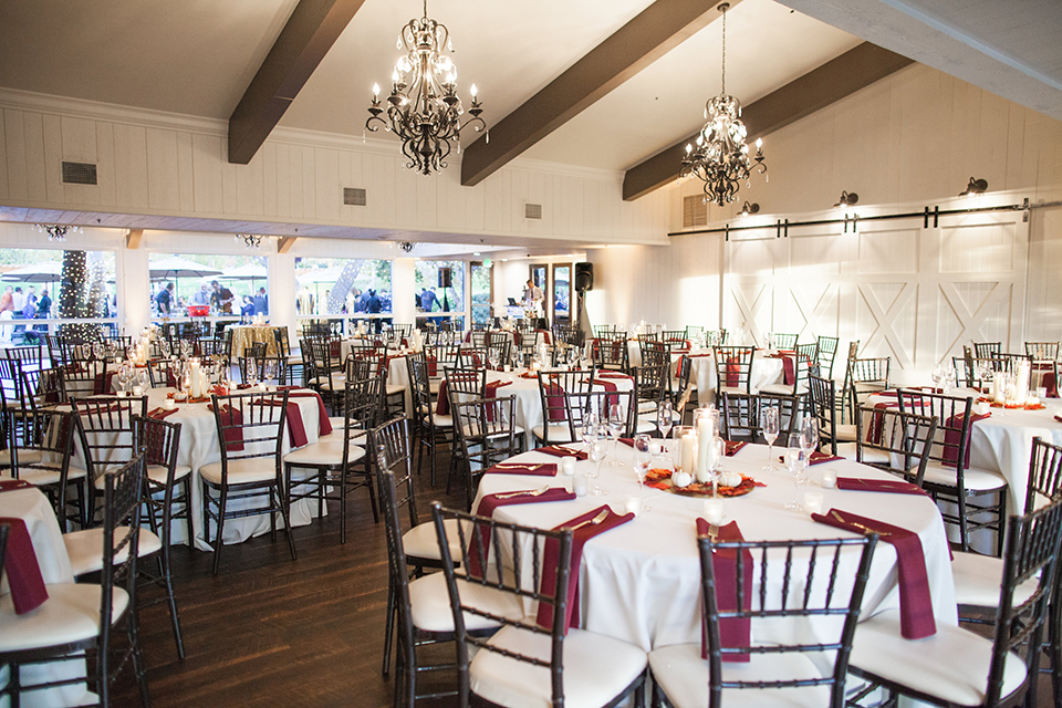 Autumn-inspired-wedding-at-coto-valley-country-club-reception-table-set-up