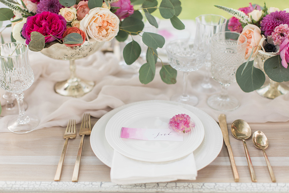 Santa-barbara-outdoor-wedding-table-set-up-with-place-setting