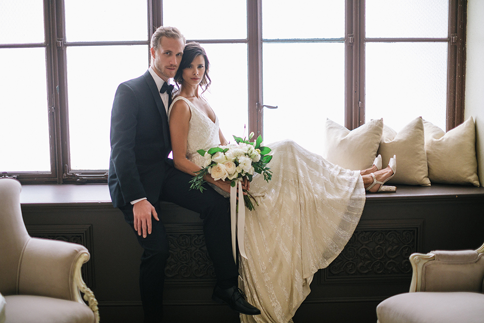 Los-angeles-wedding-at-the-majestic-bride-and-groom-sitting