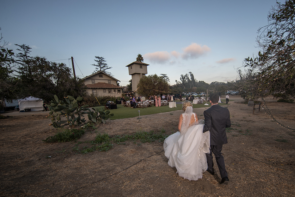 Orange-county-wedding-at-the-hamilton-oaks-winery-bride-and-groom-reception