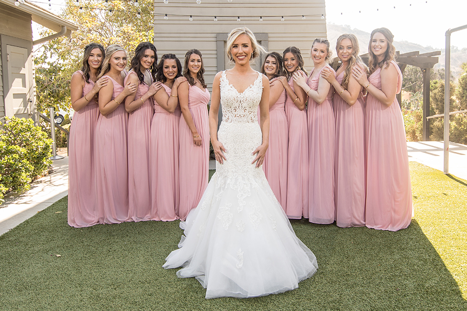 Orange-county-wedding-at-the-hamilton-oaks-winery-bride-with-bridesmaids