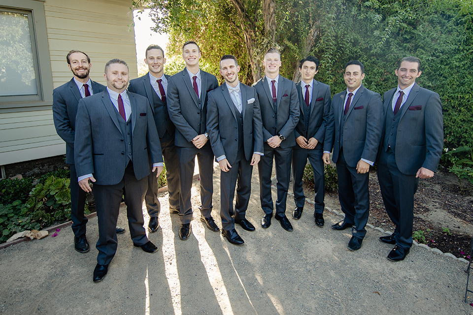 Orange-county-wedding-at-the-hamilton-oaks-winery-groom-with-groomsmen