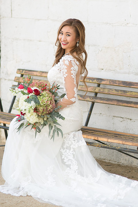 Northern-california-wedding-shoot-at-fitz-place-bride-holding-bouquet