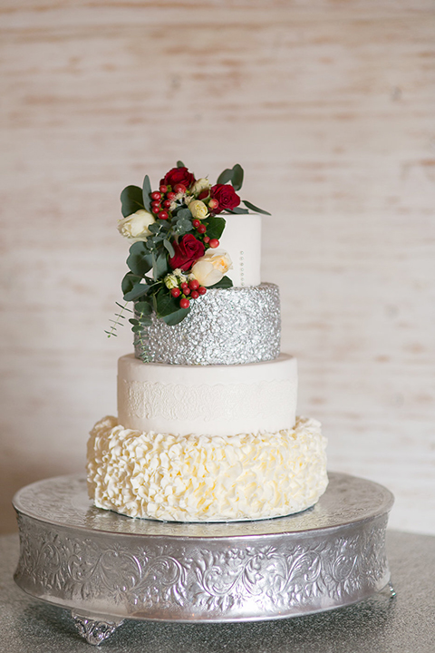 Northern-california-wedding-shoot-at-fitz-place-wedding-cake