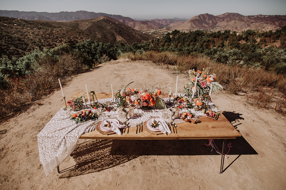 hey-babe-ranch-table-set-up