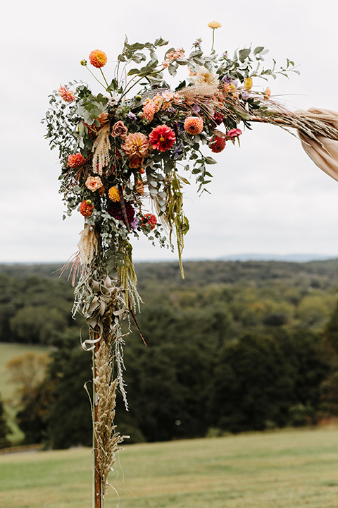 The-Mansion-at-Natirar-florals-at-ceremony-arch