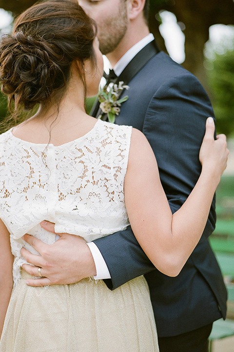 San-francisco-wedding-shoot-at-the-golden-gate-park-bride-and-groom-hugging-close-up