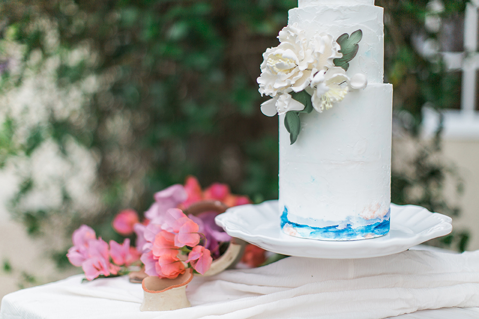 San-diego-outdoor-wedding-at-the-inn-at-rancho-santa-fe-wedding-cake