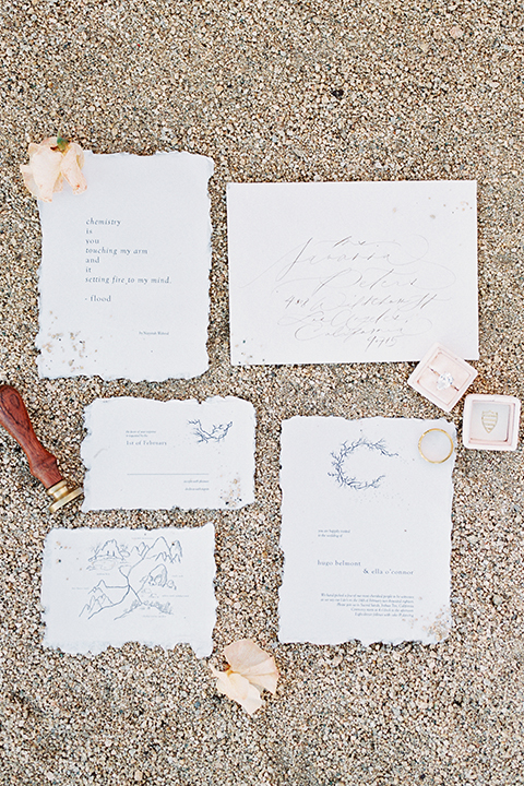 Joshua-tree-wedding-shoot-at-the-ruin-venue-wedding-invitations