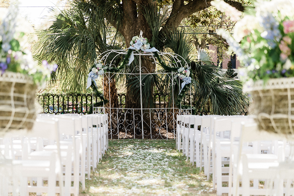 South-carolina-summer-outdoor-wedding-at-the-wickliffe-house-ceremony-set-up