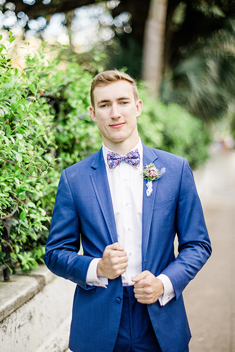 South-carolina-summer-outdoor-wedding-at-the-wickliffe-house-groom-blue-suit