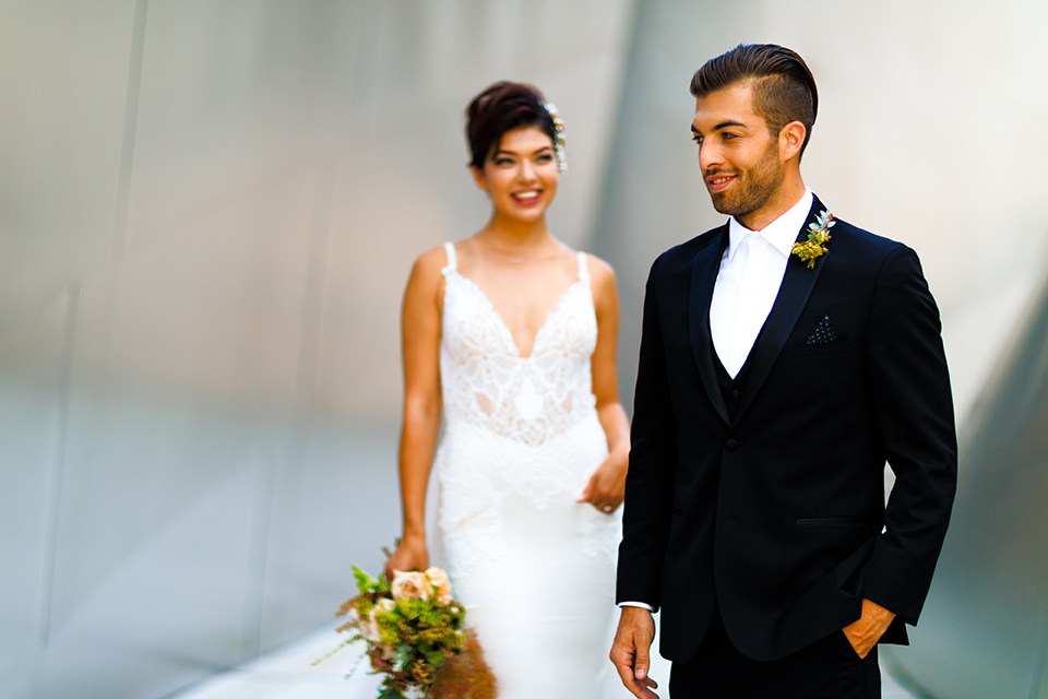 Downtown-los-angeles-wedding-shoot-at-oue-skyspace-bride-and-groom-front-view-close-up