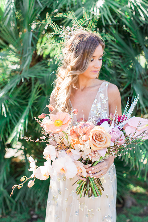 Los-angeles-garden-wedding-at-retreat-malibu-bride-holding-bouquet