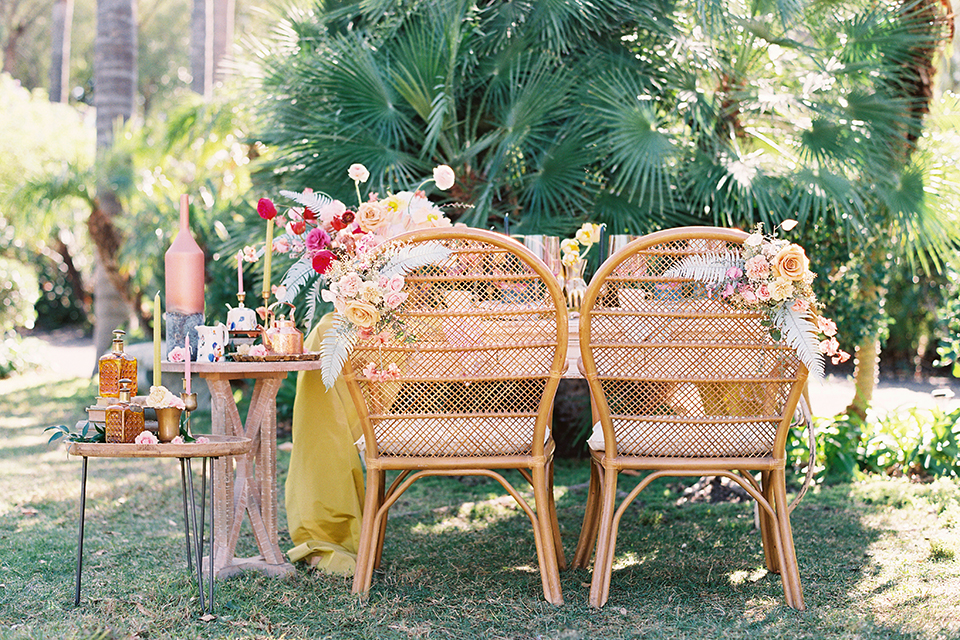 Los-angeles-garden-wedding-at-retreat-malibu-table-set-up