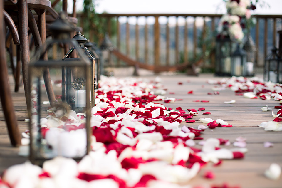 sacred-mountain-shoot-aisle-with-flower-petals-close-up