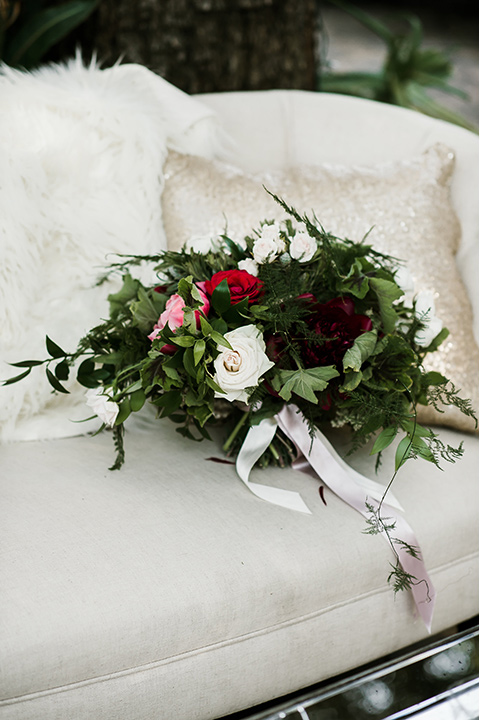 saddle-peak-flowers-on-chair