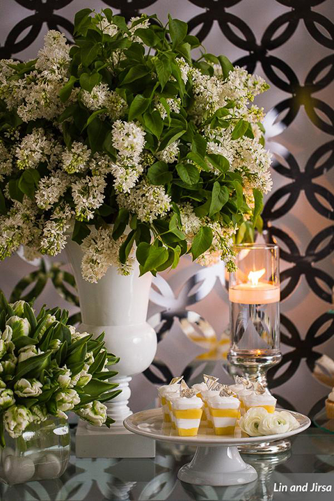 Laguna-beach-outdoor-wedding-same-sex-wedding-dessert-table