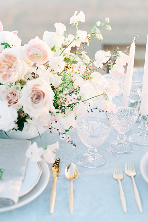 Southern-california-outdoor-wedding-at-the-orange-grove-table-set-up-with-flowers