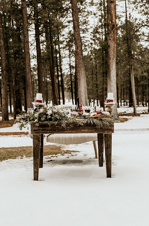 Arizona-Elopement-Shoot-sweetheart-table