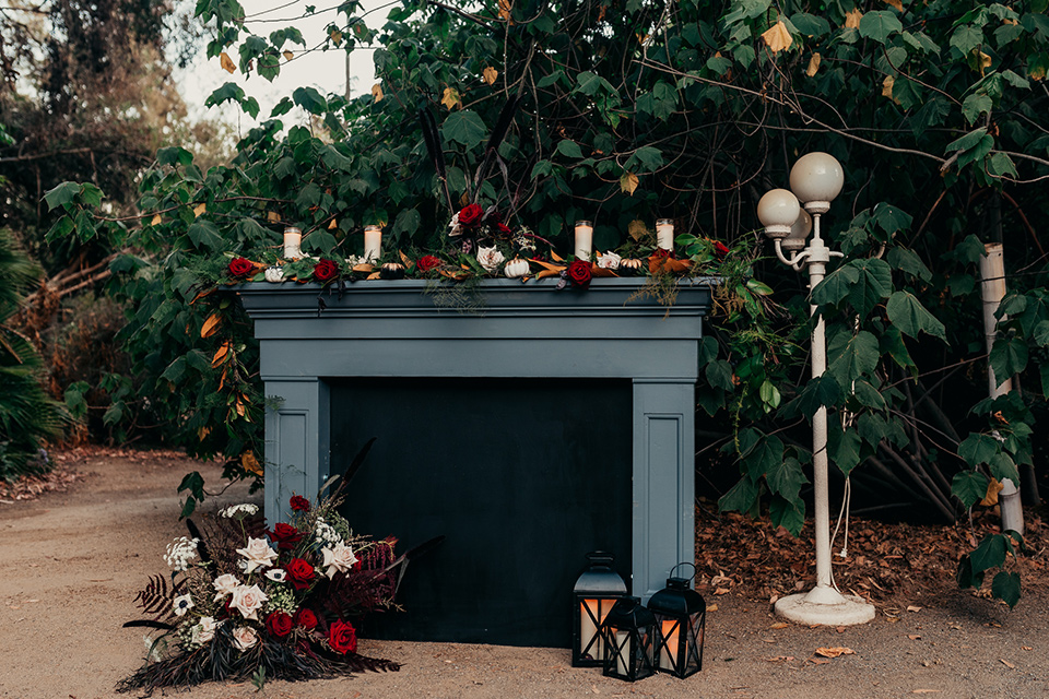  Halloween-fireplace-decor