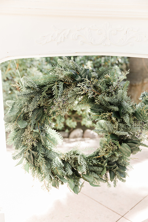 Maxwell-House-wreath