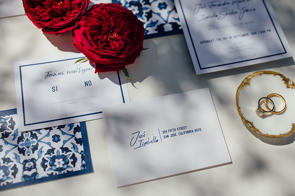  spanish inspired wedding with pink and cobalt wedding décor 