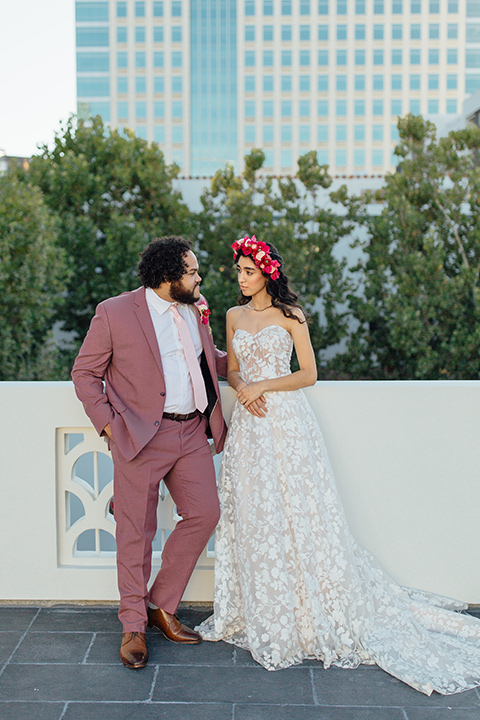  spanish inspired wedding with pink and cobalt wedding décor 