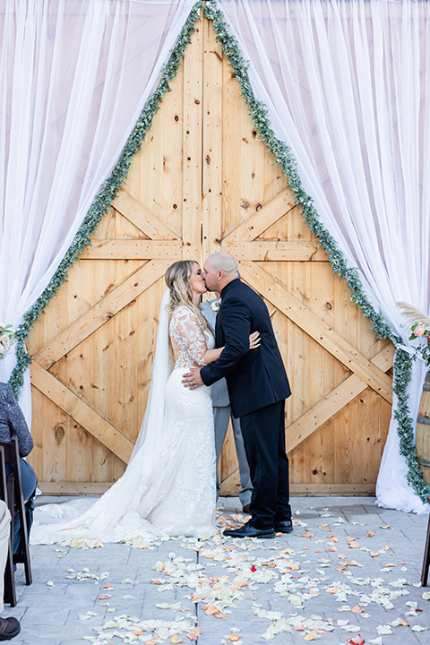  romantic blue and red wedding in a barn 