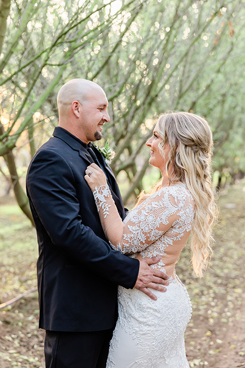  romantic blue and red wedding in a barn 